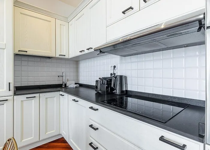 Palais De - Elegant With Sea View Apartment Menton