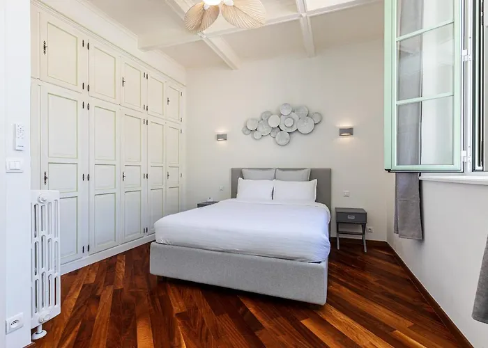 Palais De - Elegant With Sea View *