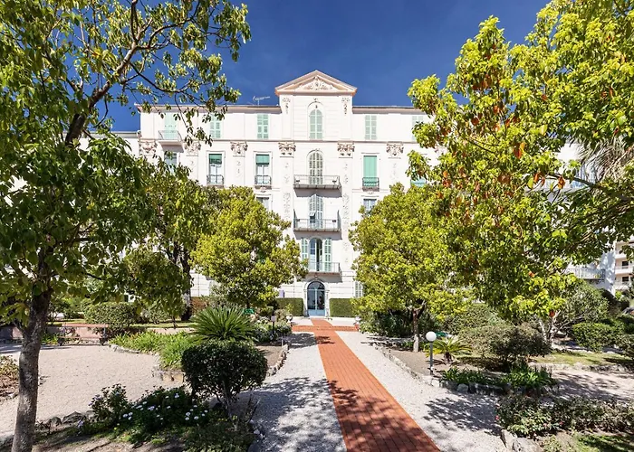 Apartment Palais De - Elegant With Sea View *