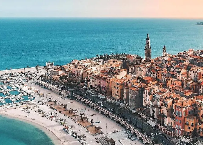 Palais De - Elegant With Sea View